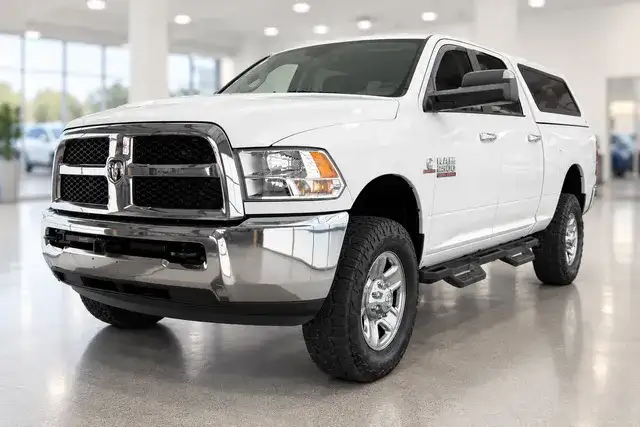 2015 RAM 2500 SLT 4WD Crew Cab SWB's photo