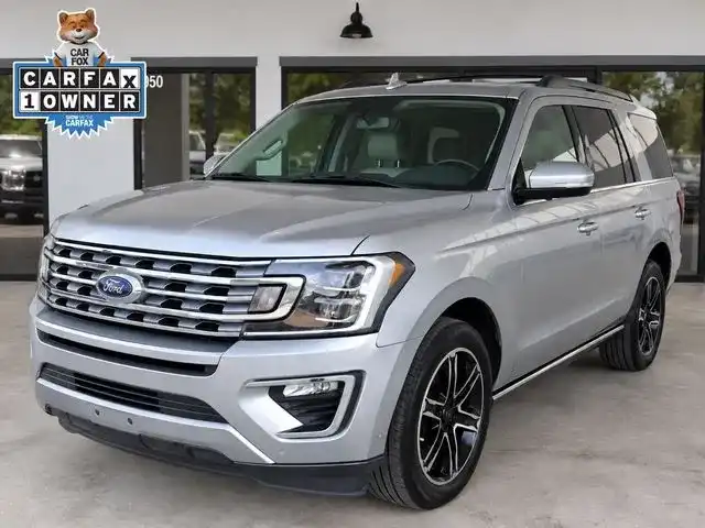 2021 Ford Expedition Limited's photo