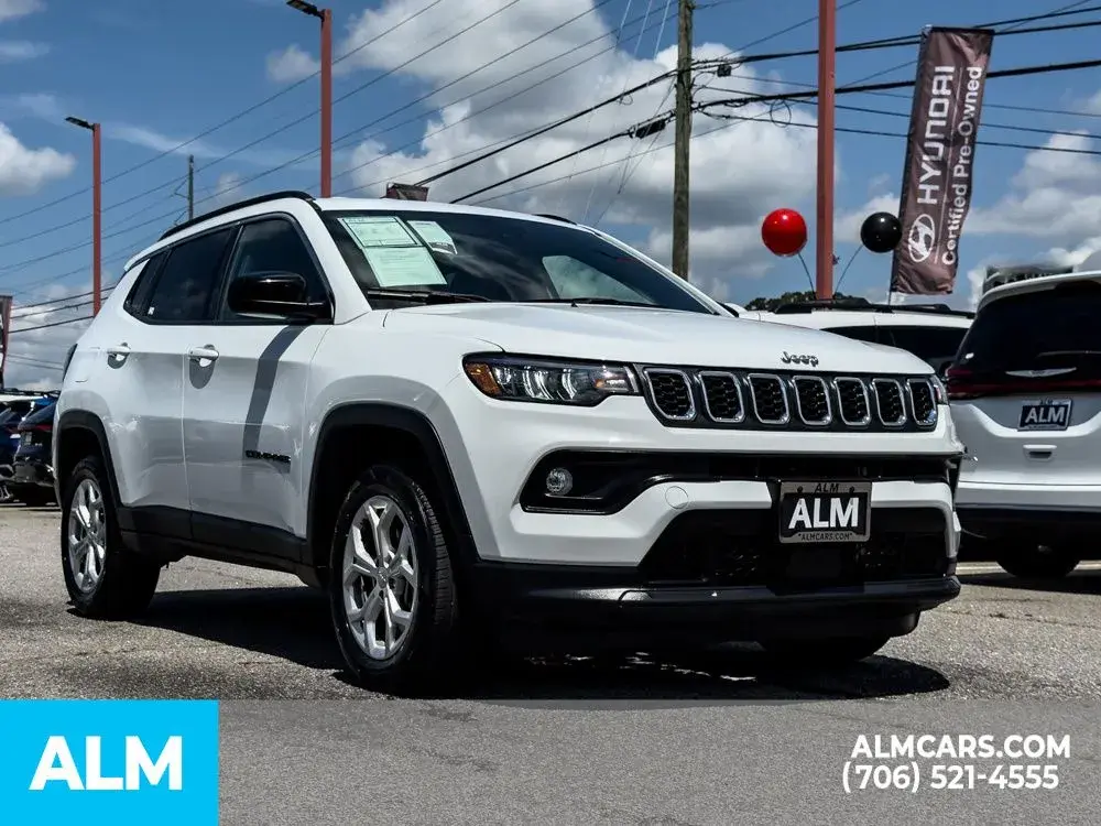 2024 Jeep Compass Latitude 4X4 photo 5