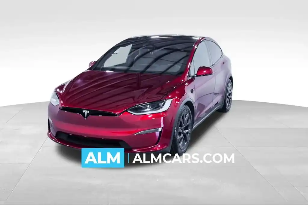 2024 Tesla Model X Long Range's photo