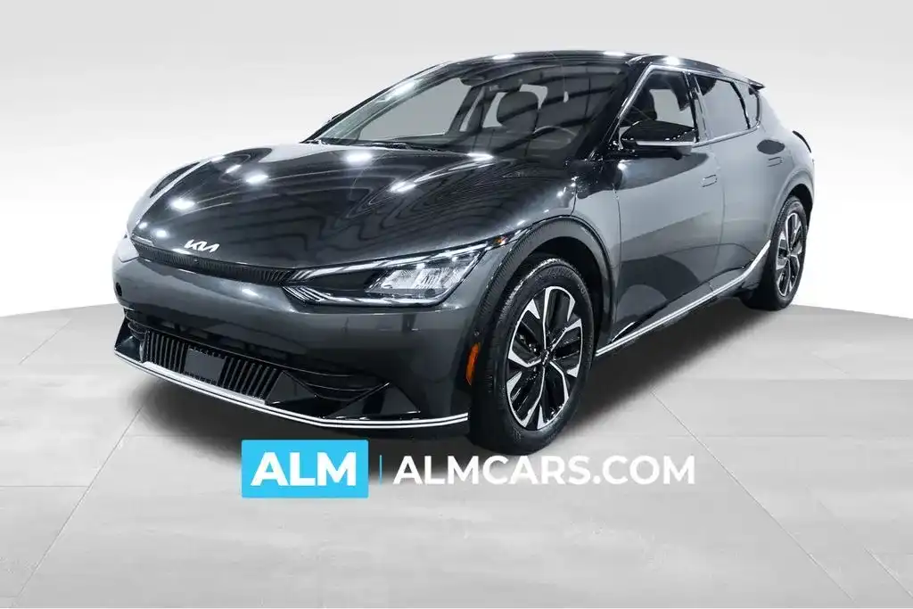 2024 Kia EV6 Wind's photo