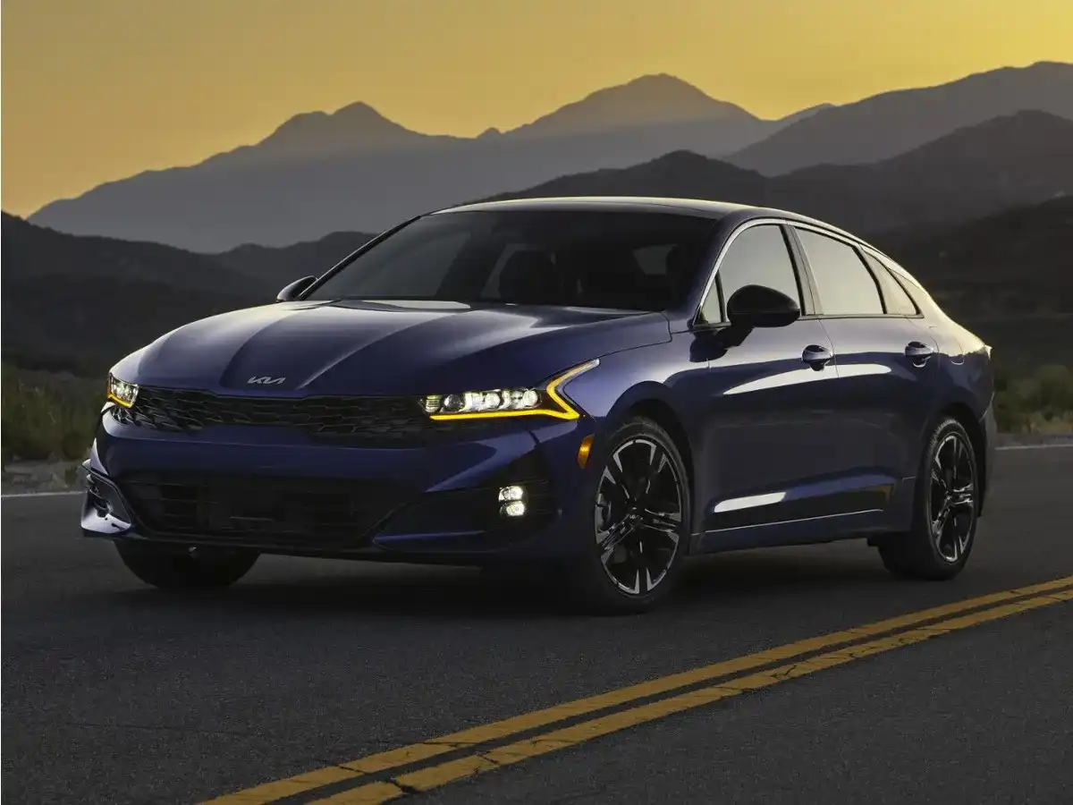 2022 Kia Optima GT-Line FWD's photo