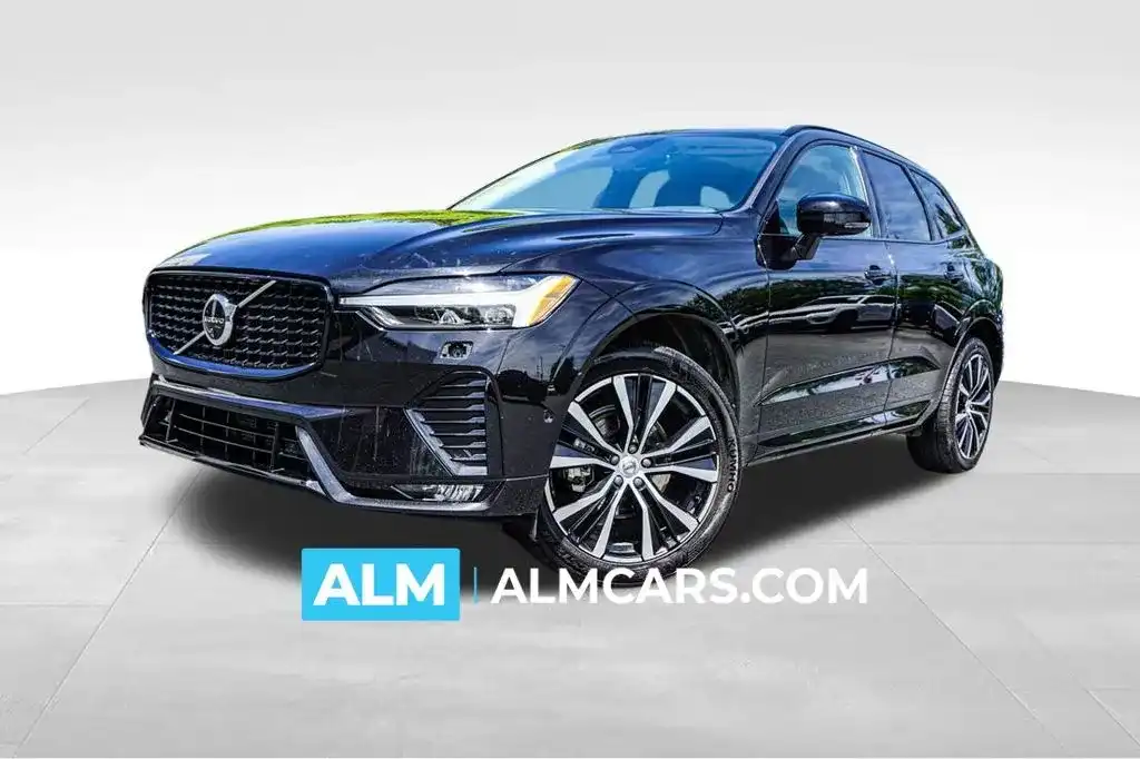 2024 Volvo XC60 B5 Plus Dark Theme AWD's photo