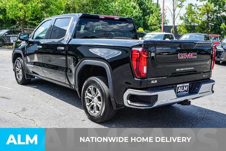 2025 GMC Sierra 2WD Crew Cab Short Box SLT photo 5
