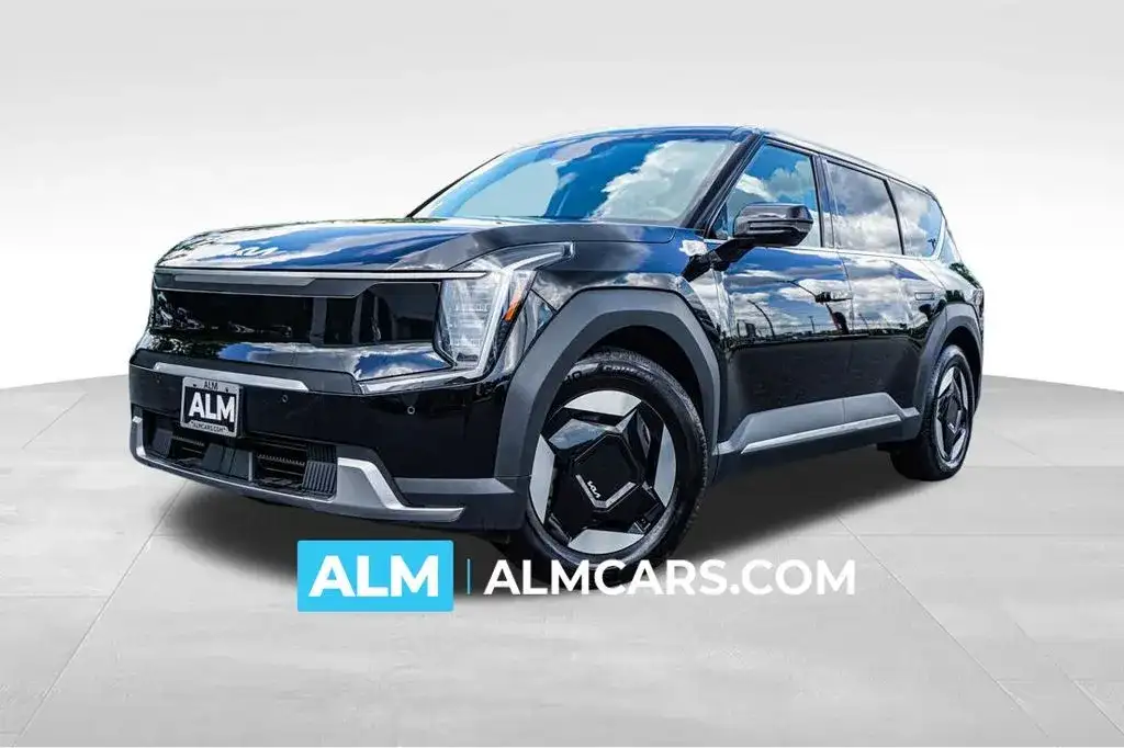 2026 Kia EV9 Light L/R's photo