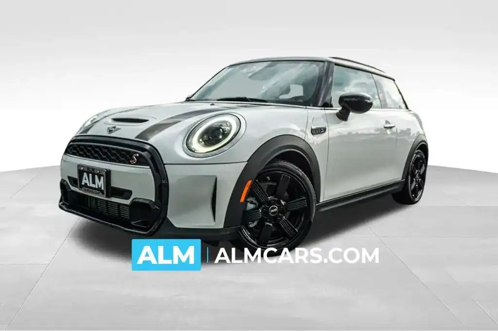 2024 MINI Hardtop Cooper S's photo