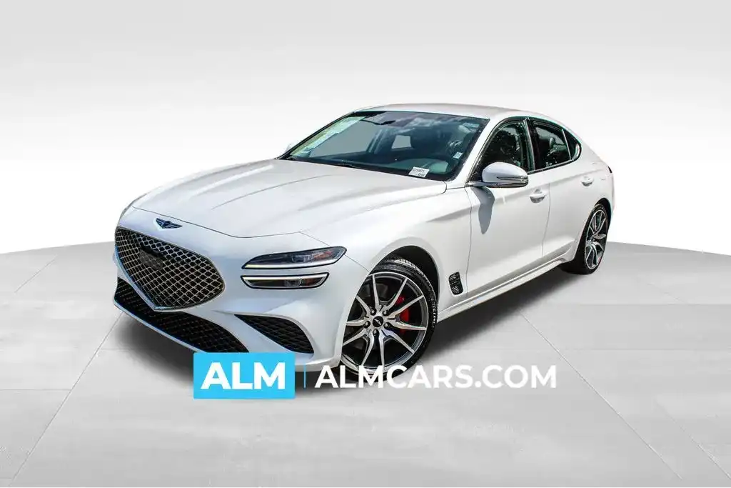 2025 Genesis G70 2.5T Standard's photo