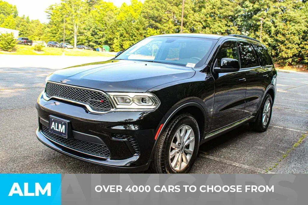 2023 Dodge Durango SXT RWD photo 3