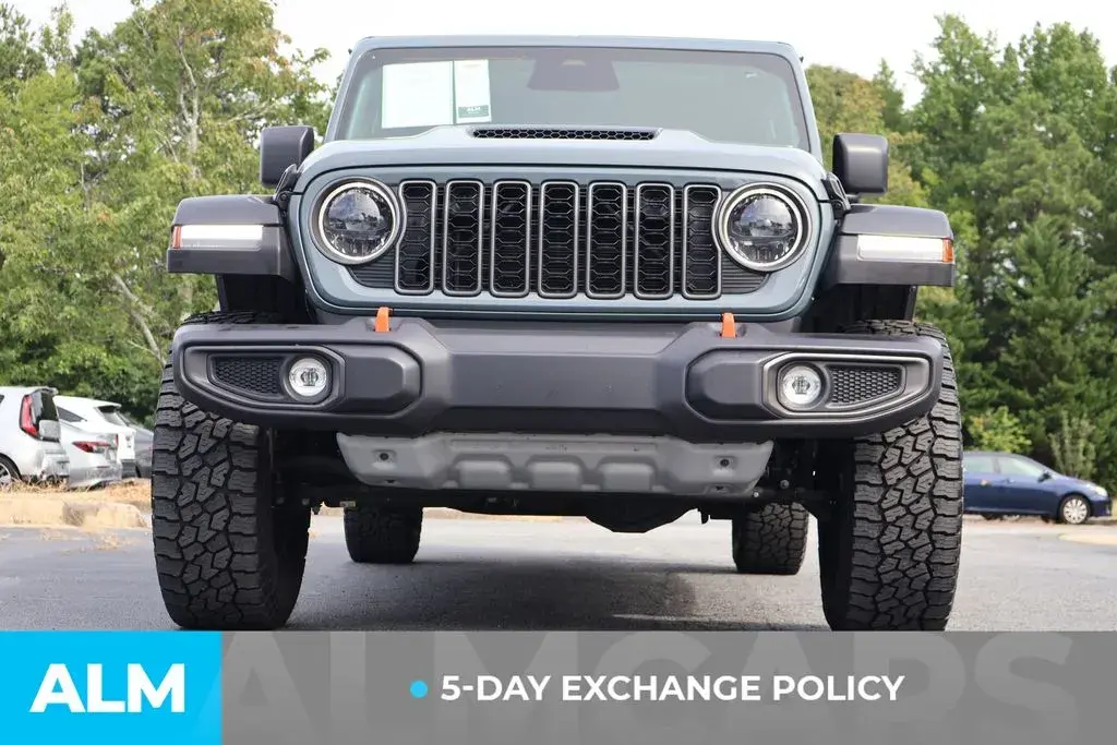 2026 Jeep Gladiator Mojave Auto photo 4
