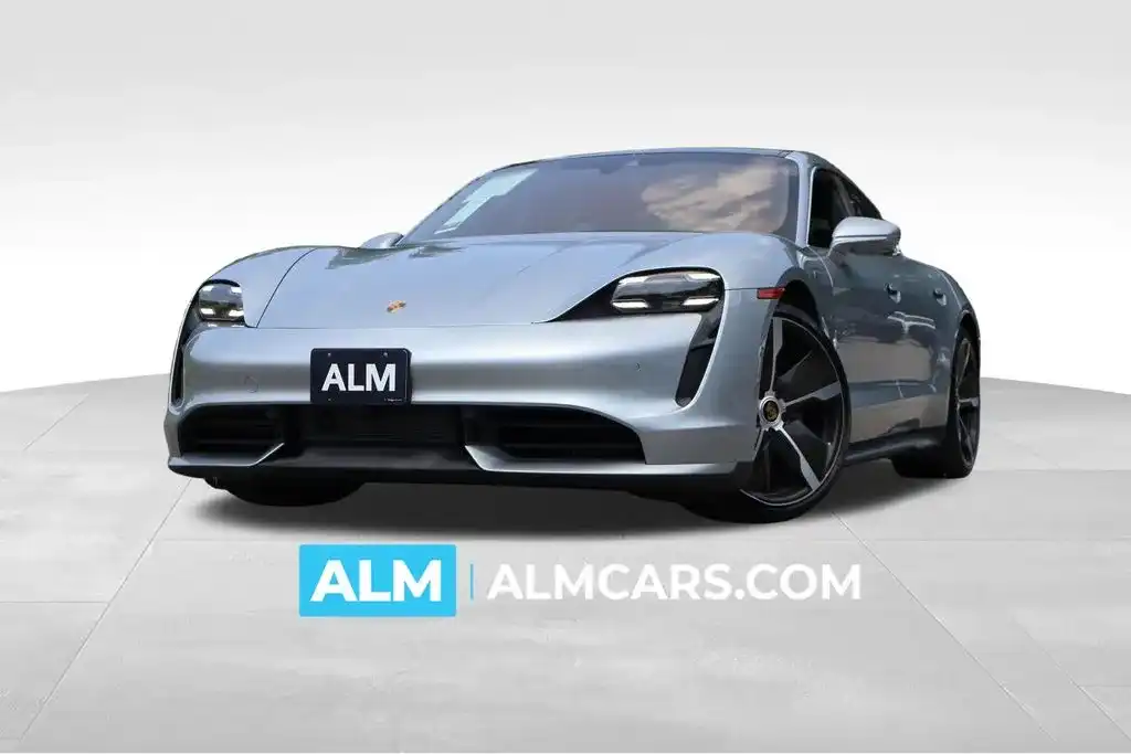 2020 Porsche Taycan Turbo's photo
