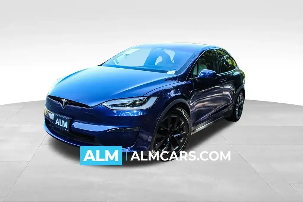 2023 Tesla Model X Long Range's photo