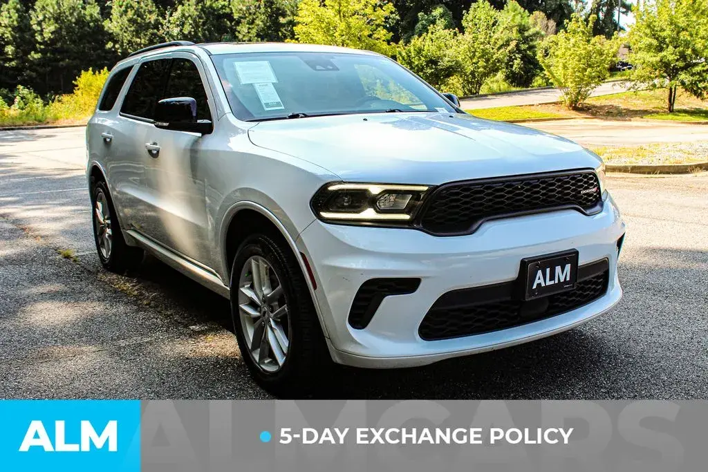 2024 Dodge Durango GT AWD Plus photo 3
