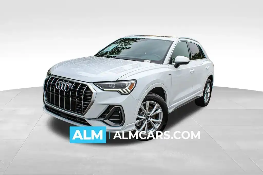 2025 Audi Q3 45 TFSI S Line Premium quattro's photo