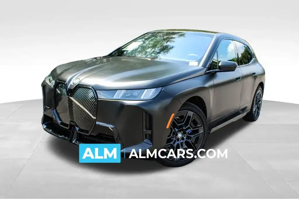 2026 BMW iX xDrive60's photo
