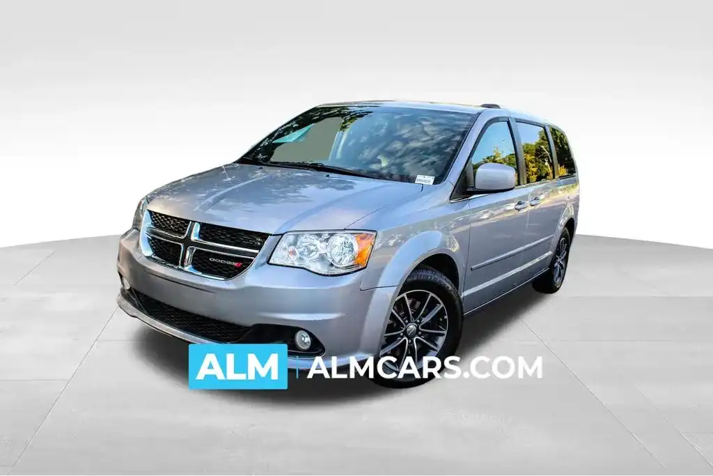 2017 Dodge Grand Caravan SXT's photo