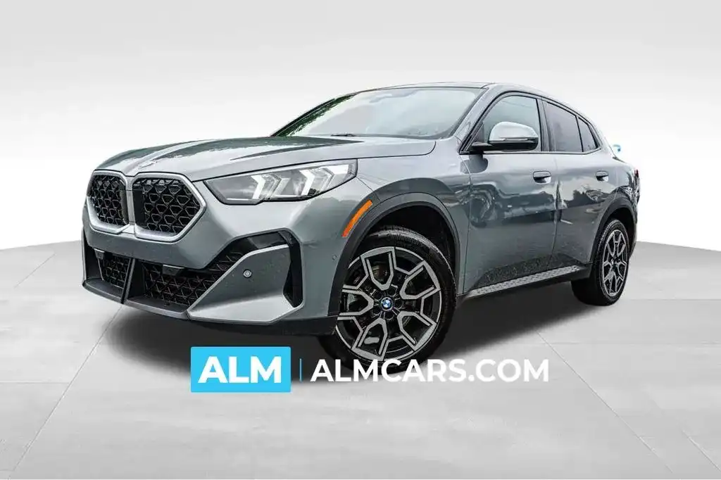 2025 BMW X2 xDrive28i's photo