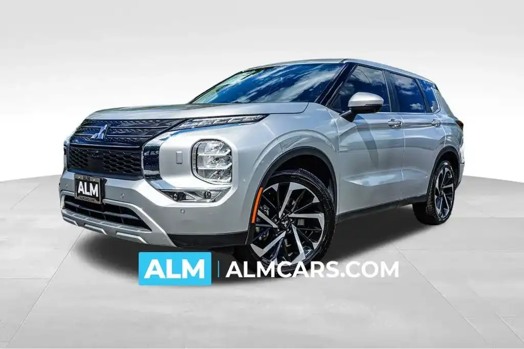 2024 Mitsubishi Outlander SE S-AWC's photo