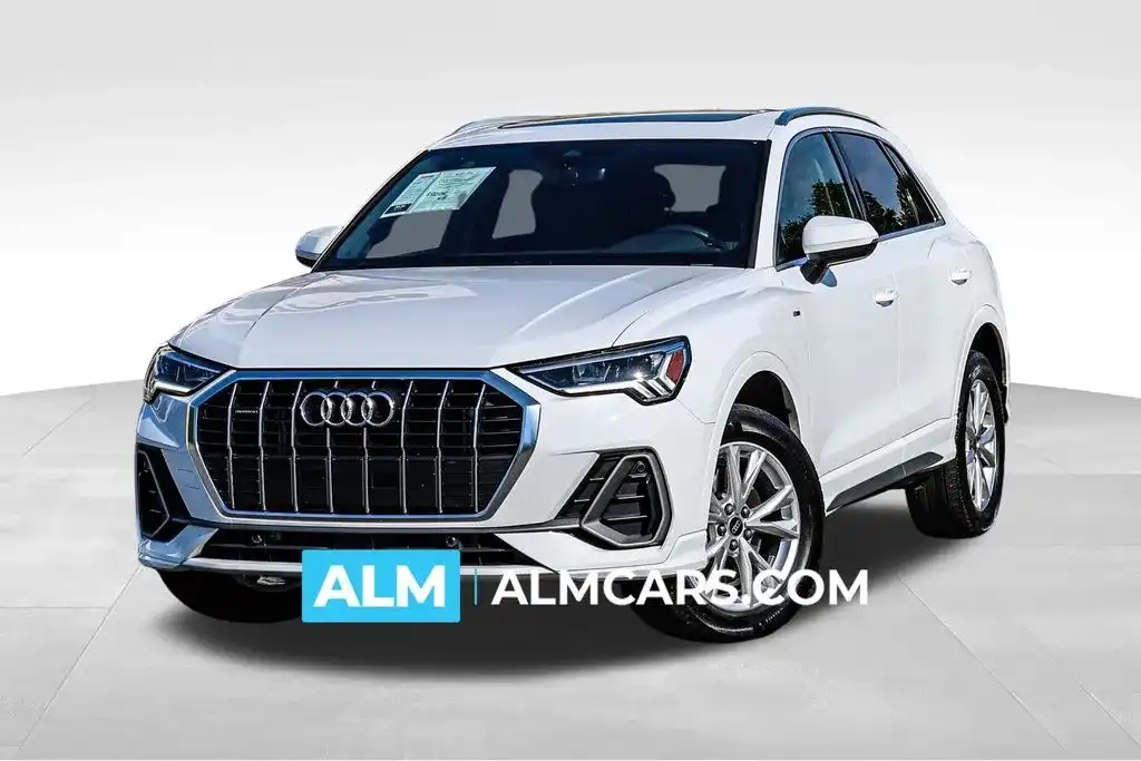 2025 Audi Q3 45 TFSI S Line Premium quattro's photo