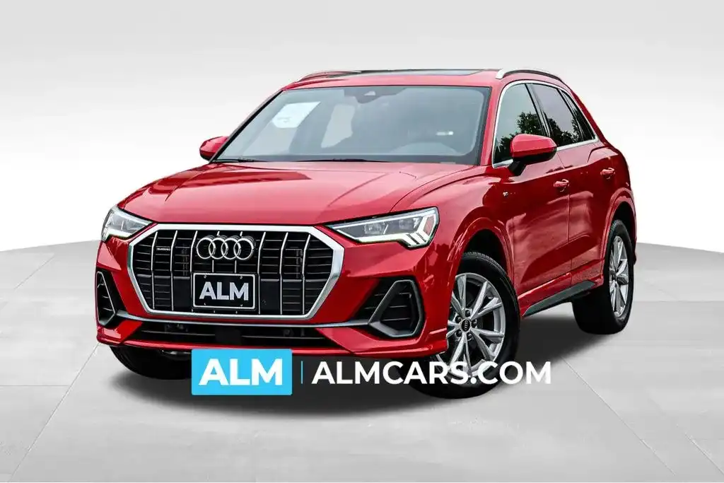 2025 Audi Q3 45 TFSI S Line Premium quattro's photo