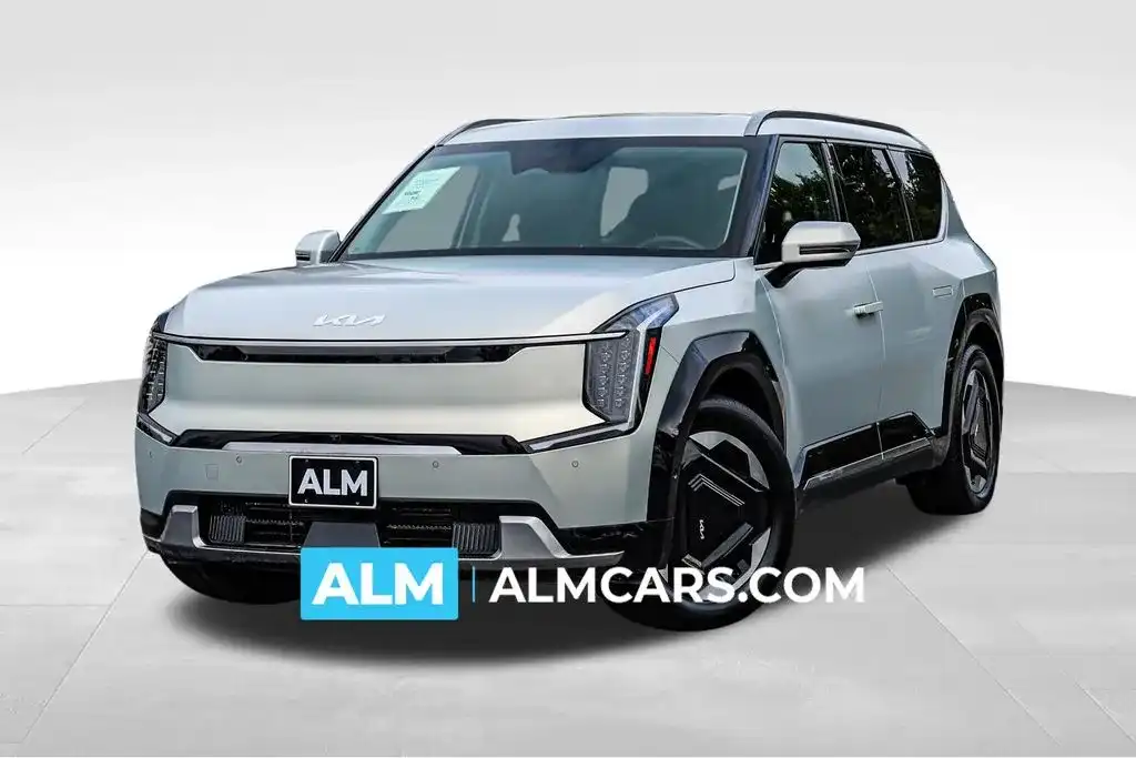 2024 Kia EV9 Land AWD's photo