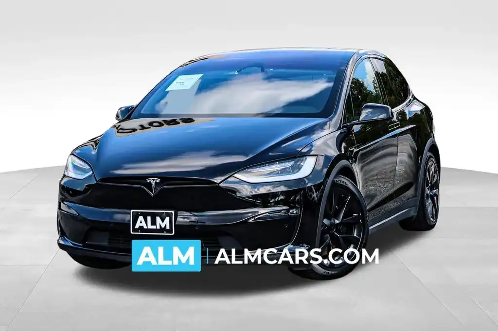 2023 Tesla Model X Long Range's photo