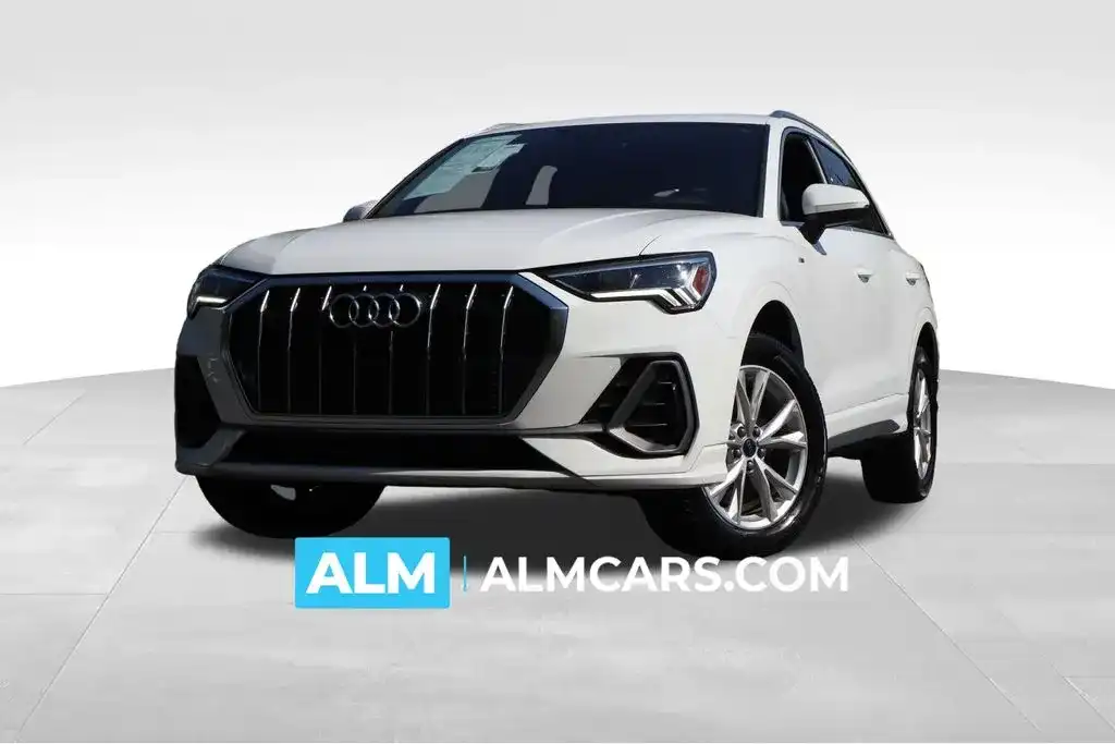 2024 Audi Q3 45 TFSI S Line Premium quattro's photo