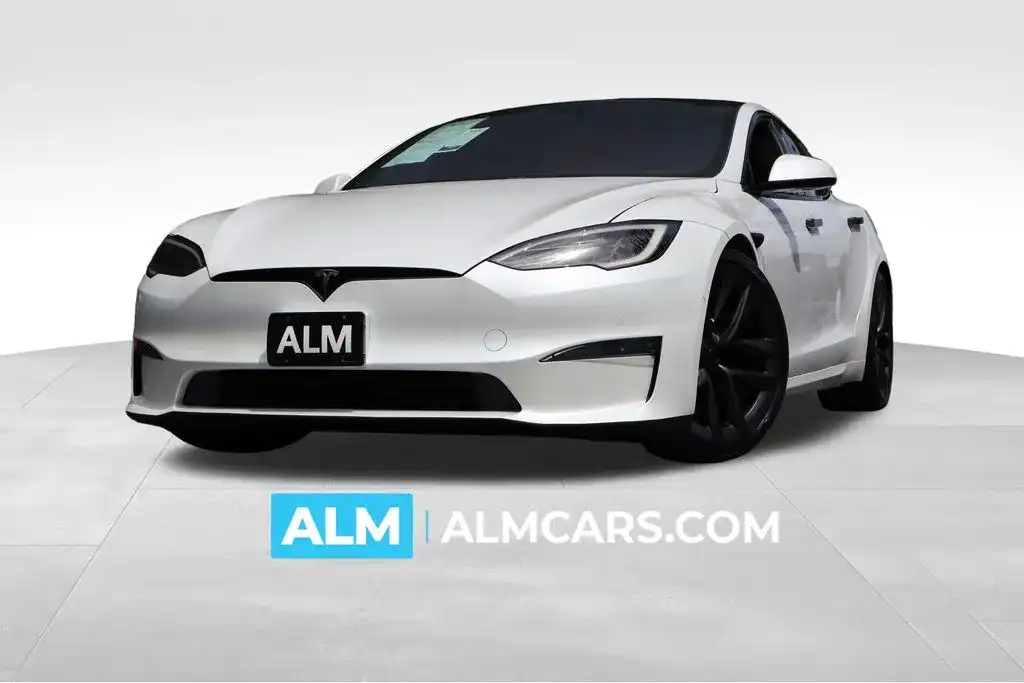2022 Tesla Model S Base's photo