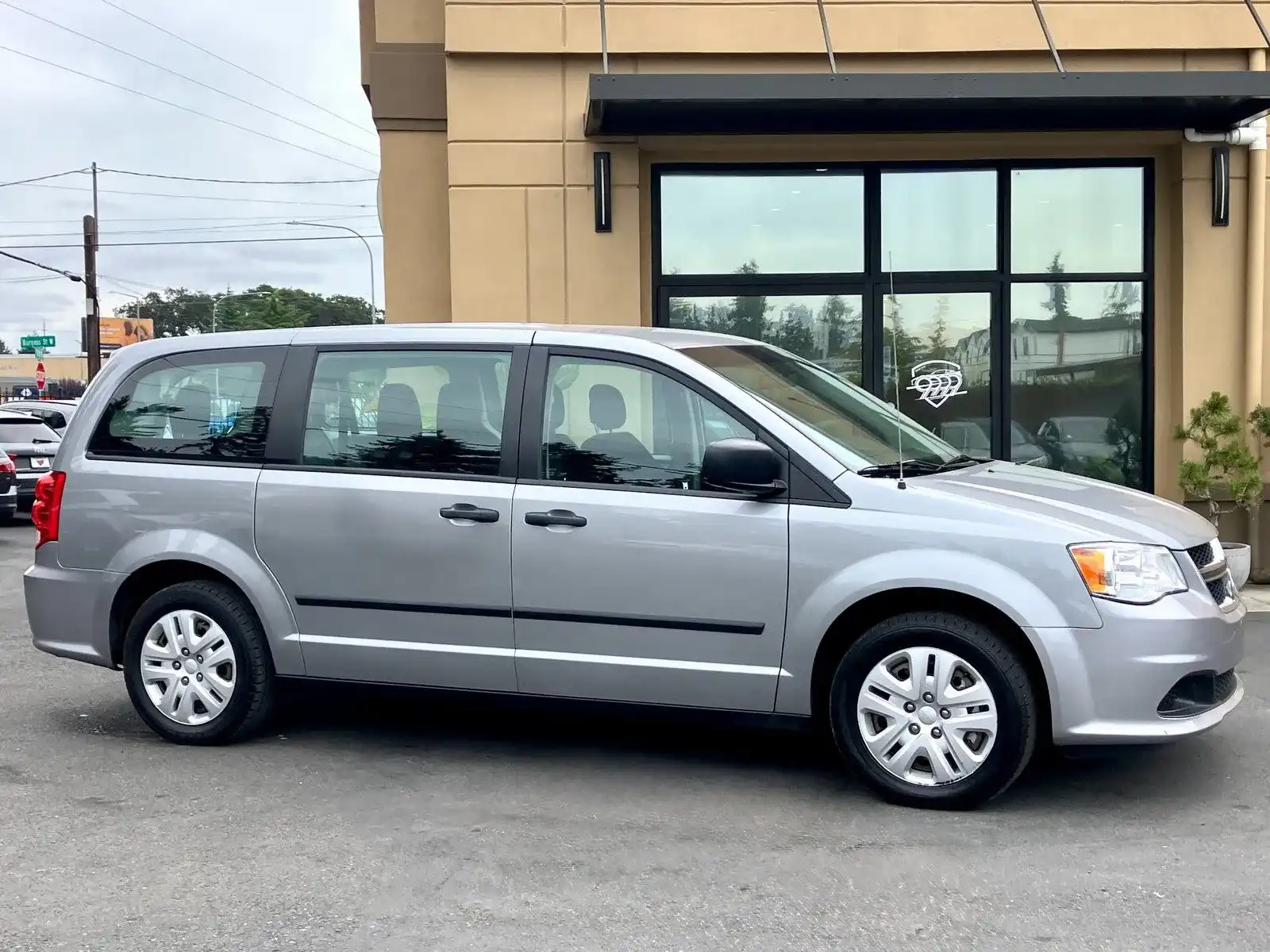 2014 Dodge Grand Caravan American Value Package's photo