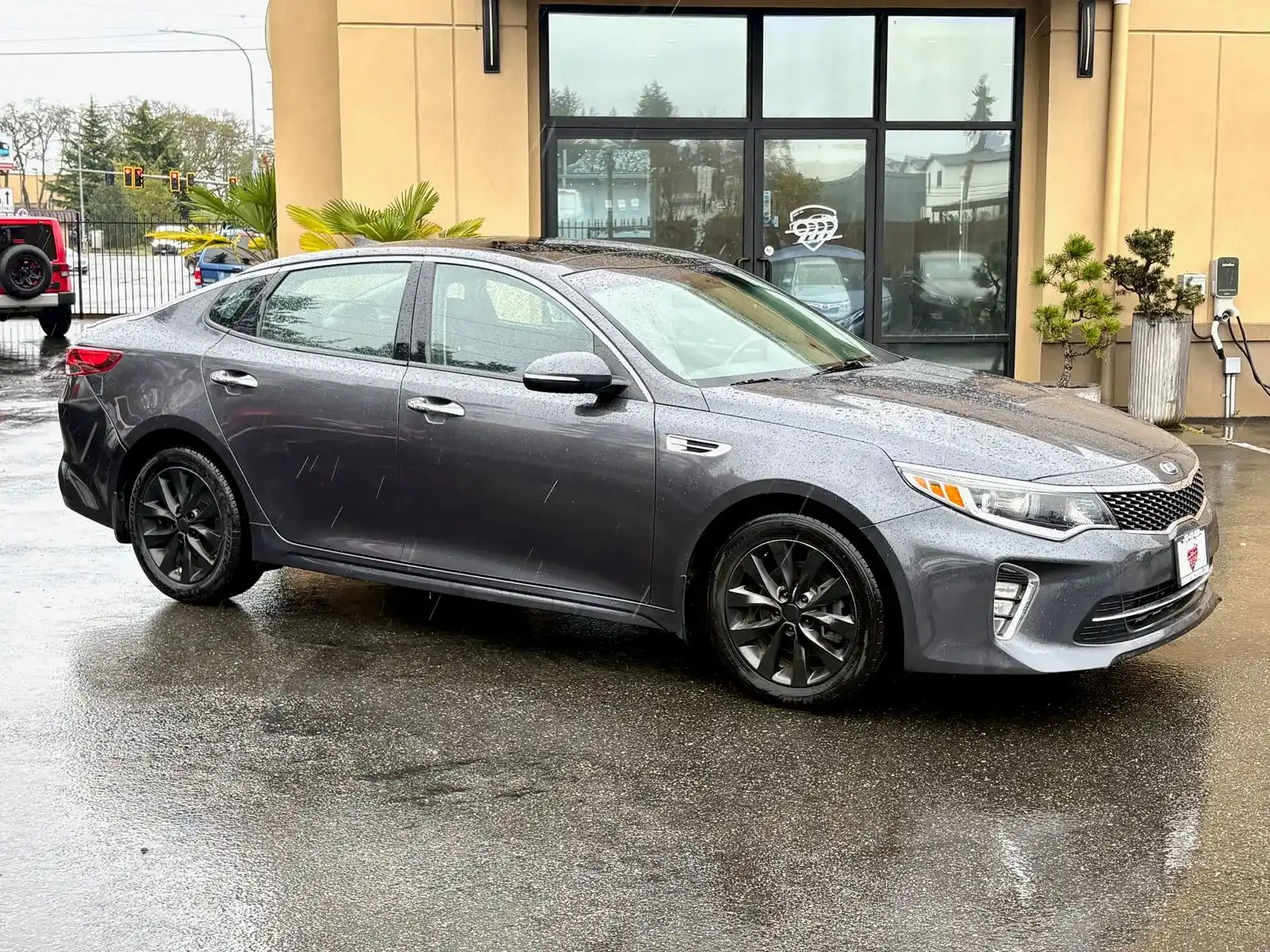 2018 Kia Optima S AT's photo