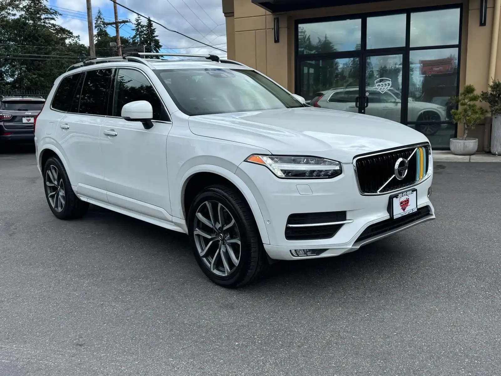 2019 Volvo XC90 T6 Momentum AWD's photo