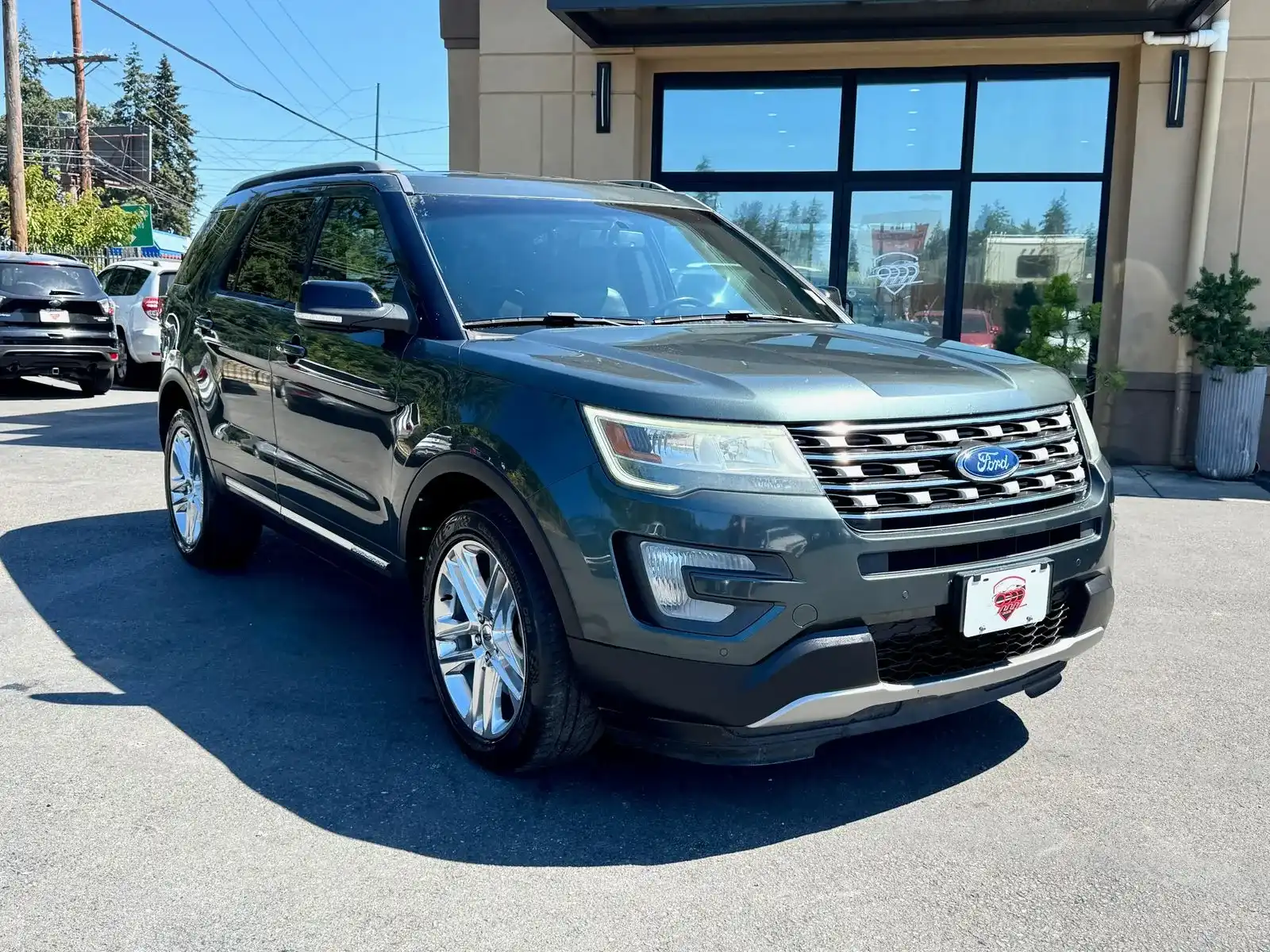 2016 Ford Explorer XLT 4WD's photo