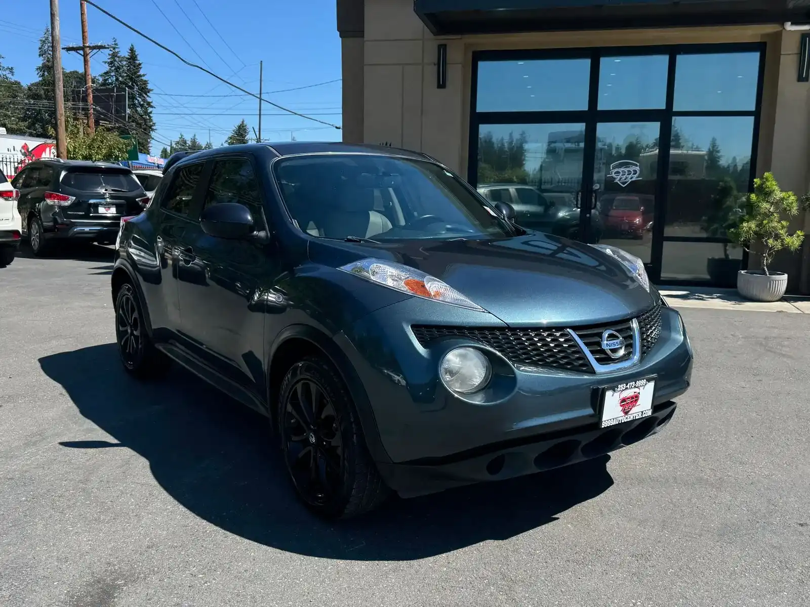 2013 Nissan Juke SV FWD CVT's photo