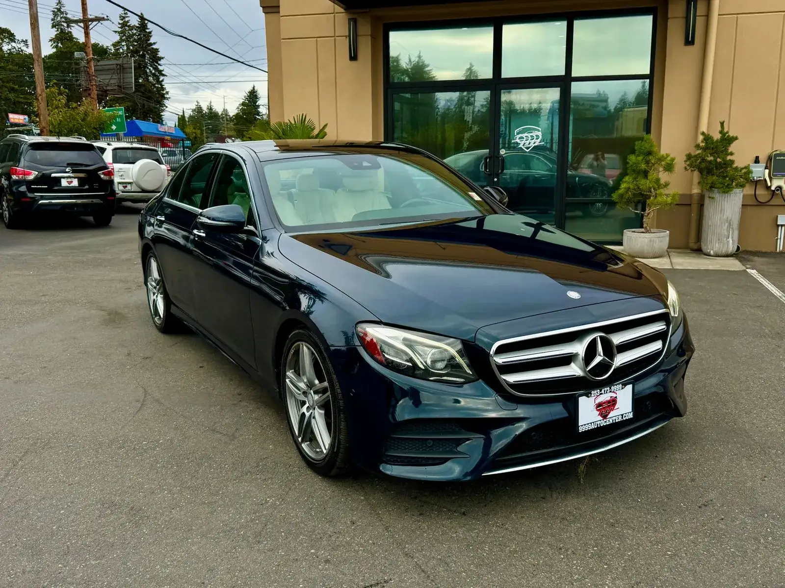 2017 Mercedes-Benz E-Class E300 photo 1
