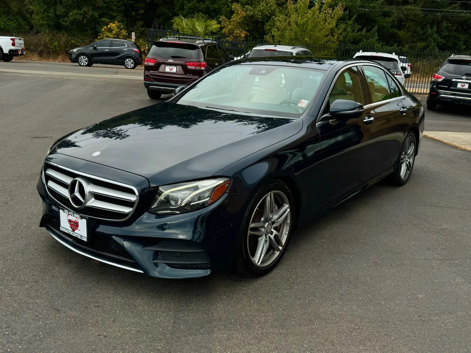2017 Mercedes-Benz E-Class E300 photo 3