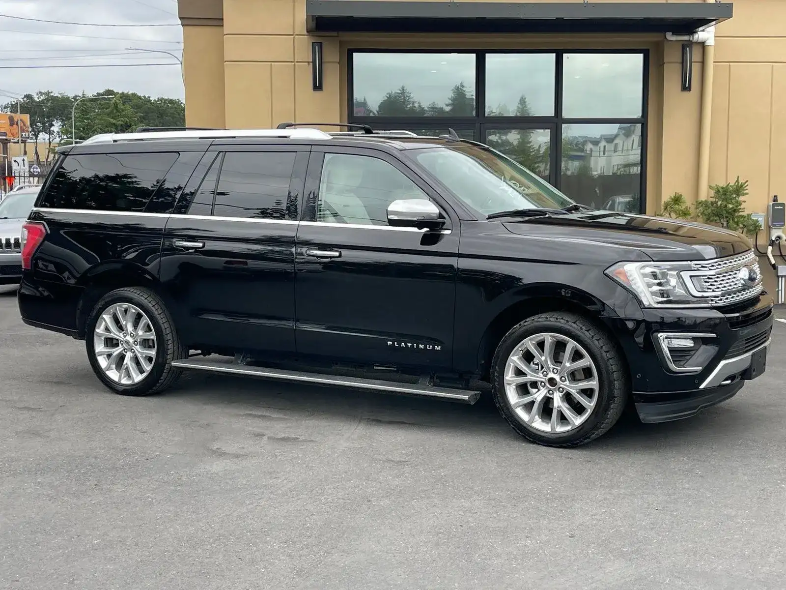 2018 Ford Expedition Platinum 4WD MAX's photo