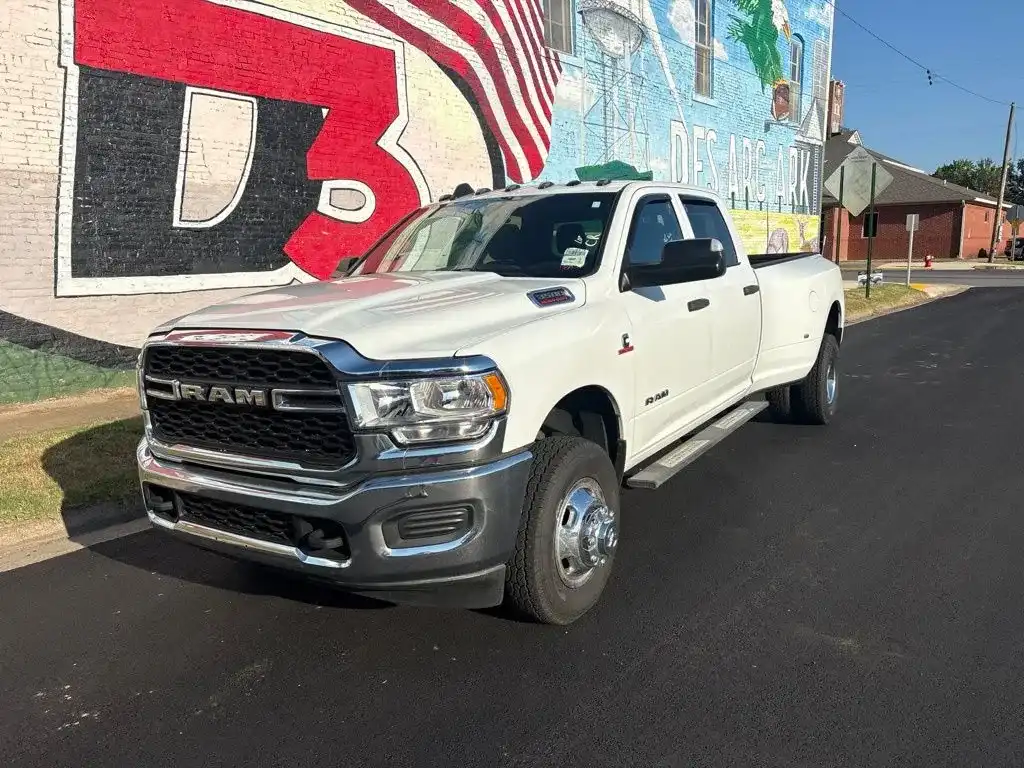 2021 RAM 3500 Tradesman 4WD Crew Cab LWB's photo
