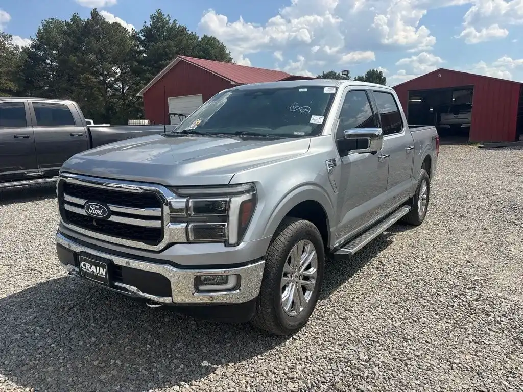 2024 Ford F-150 Lariat 4WD SuperCrew 5-1/2' Box's photo