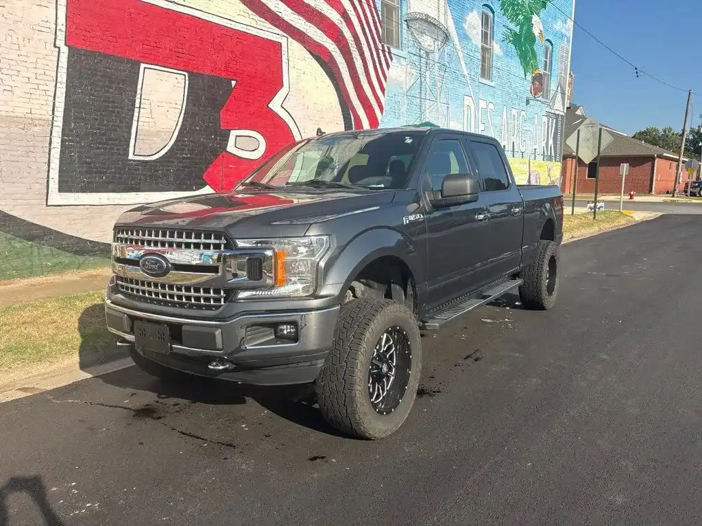 2019 Ford F-150 XLT 4WD SuperCrew 157 in's photo