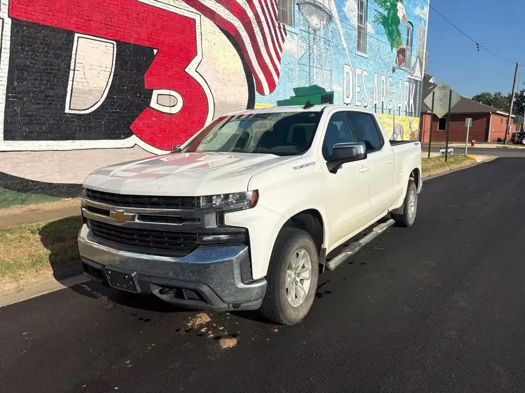 2020 Chevrolet Silverado 1500 LT 4WD Crew Cab Standard Box's photo