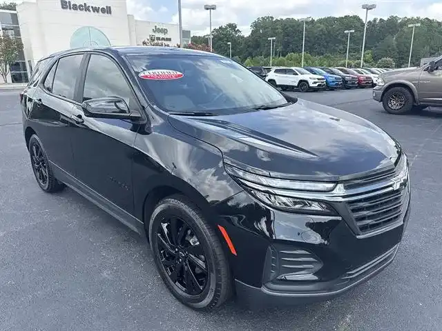 2024 Chevrolet Equinox LS's photo