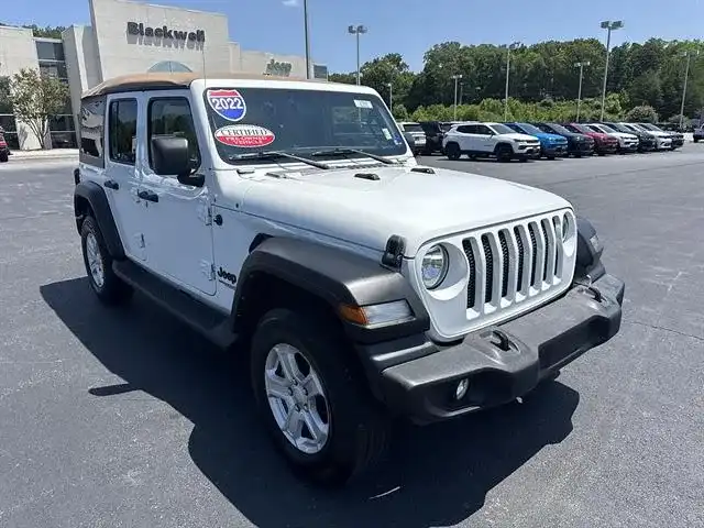2022 Jeep Wrangler Sport S's photo
