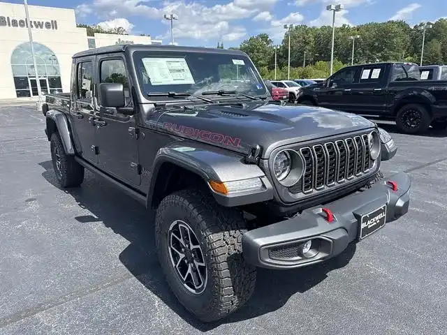2026 Jeep Gladiator Rubicon Auto's photo