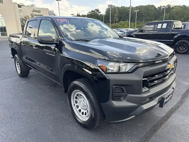 2023 Chevrolet Colorado Work Truck 2WD Crew Cab Short Box's photo