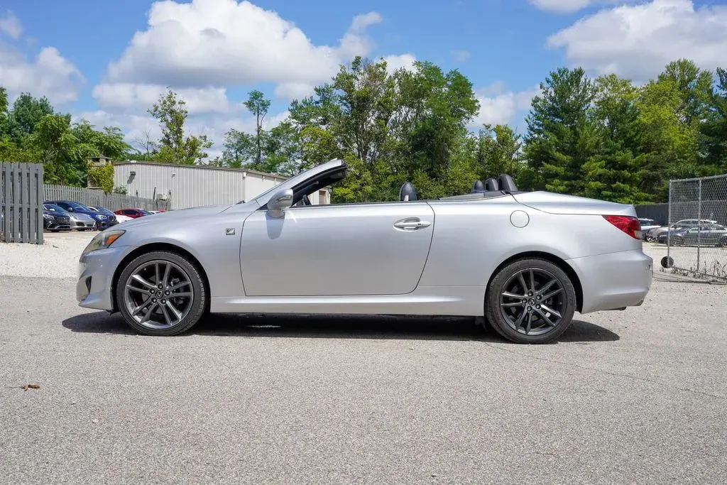 2014 Lexus IS 350 250C 6ECT-i photo 4