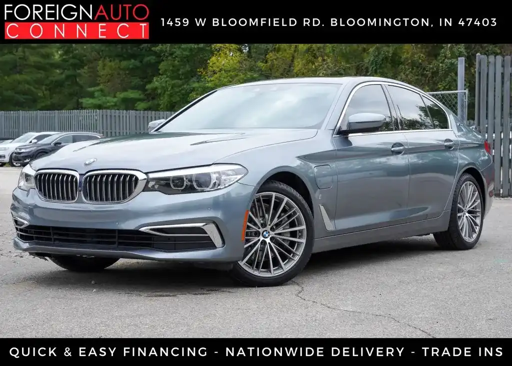 2019 BMW 5 Series 530e Sedan iPerformance's photo