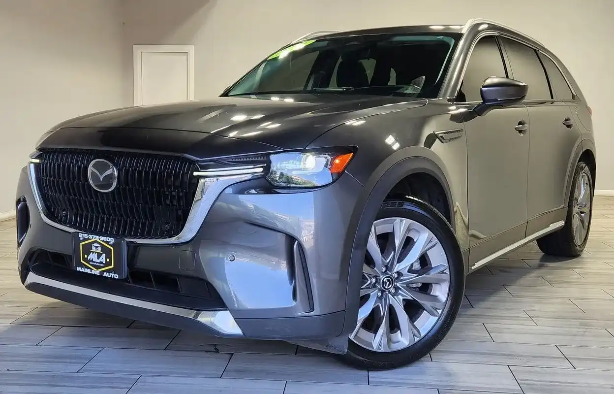 2024 Mazda CX-90 Turbo Premium Package's photo