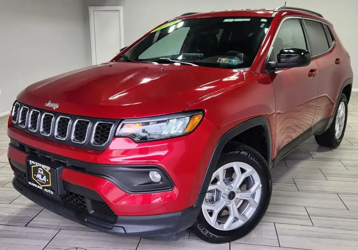 2025 Jeep Compass Latitude 4WD's photo