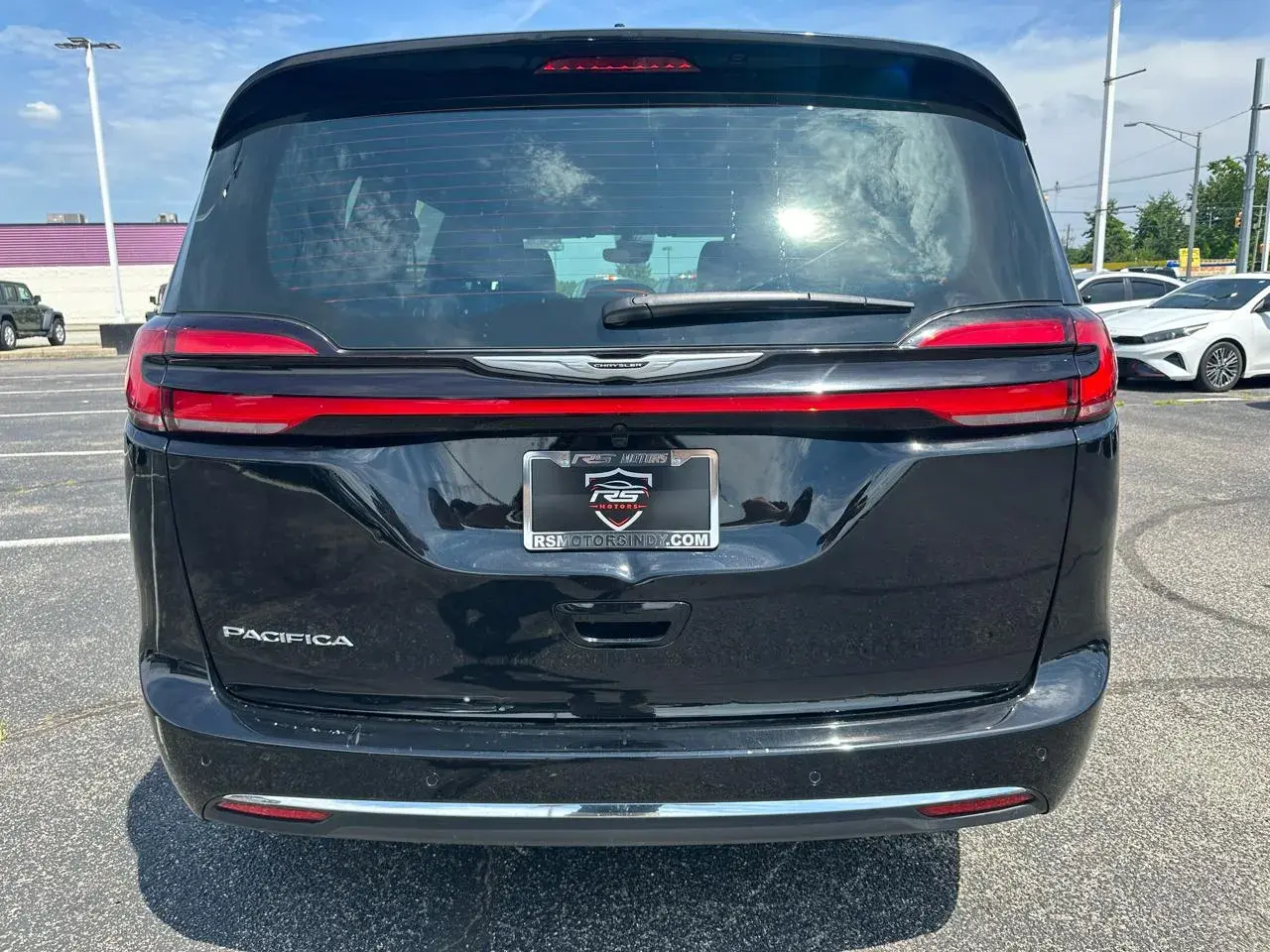 2026 Chrysler Pacifica Select photo 5