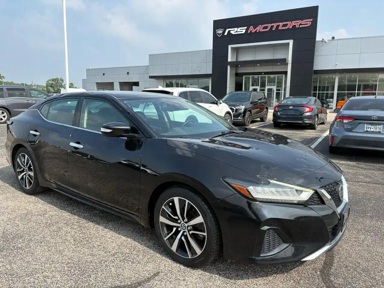2020 Nissan Maxima SV's photo
