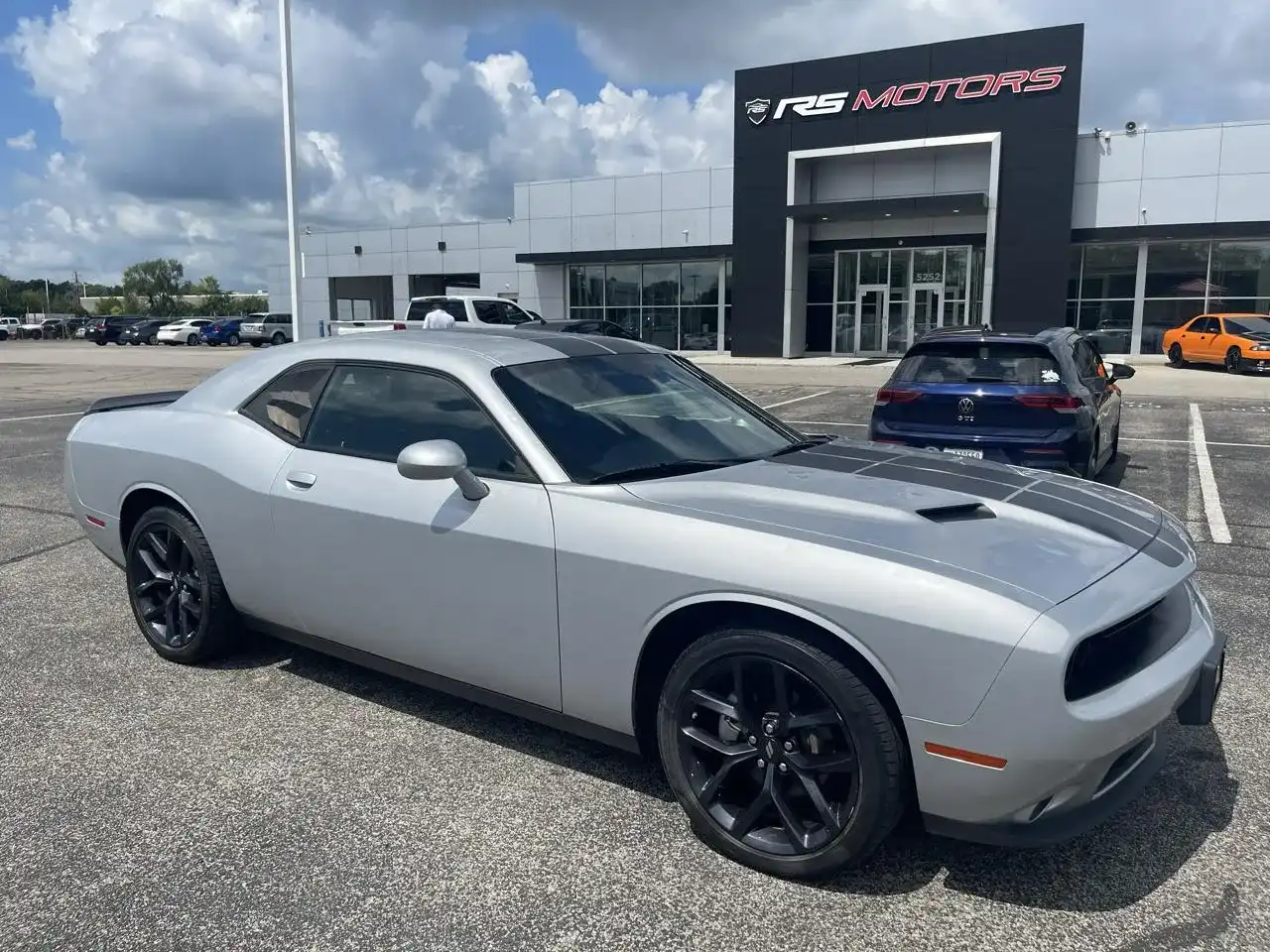 2023 Dodge Challenger SXT Auto's photo